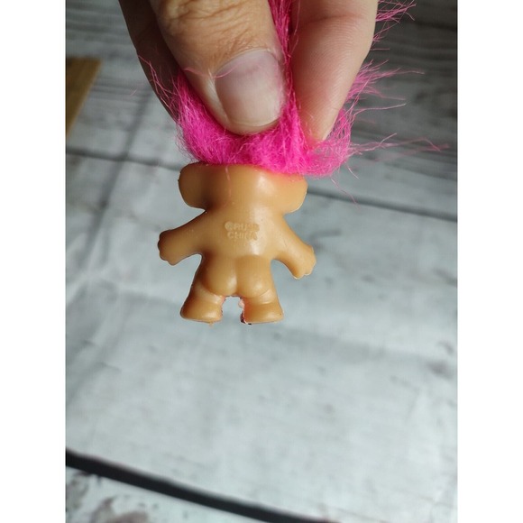 Vintage Russ Pink Fuchsia Hair Mini Troll Pencil Topper - Picture 3 of 5